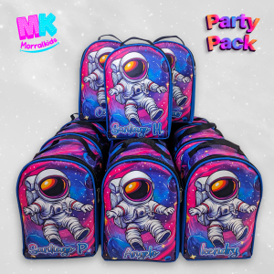 Pack de mochilas infantiles con diseño de astronauta sobre fondo espacial en tonos rosa, azul y morado, personalizables con nombre; marca Morralkids, fabricado en Venezuela.